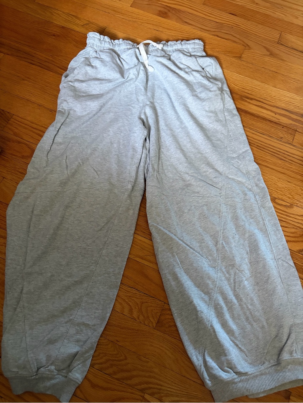 Aerie Women’s Light Gray Elastic Waist Sweatpants Size S